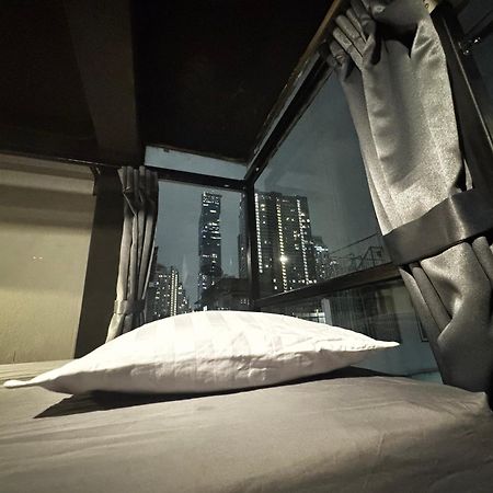 Stay At Pan Hostel Bangkok Exterior photo