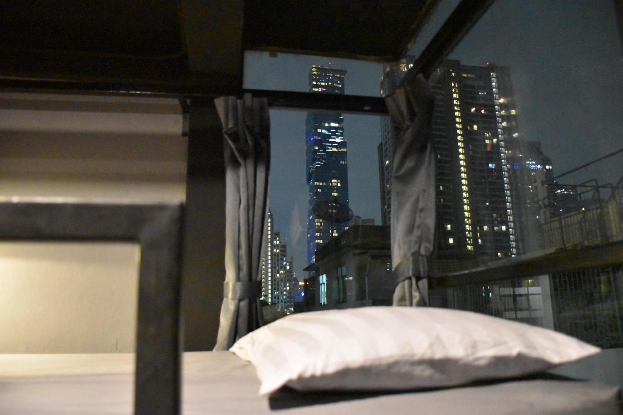 Stay At Pan Hostel Bangkok Exterior photo