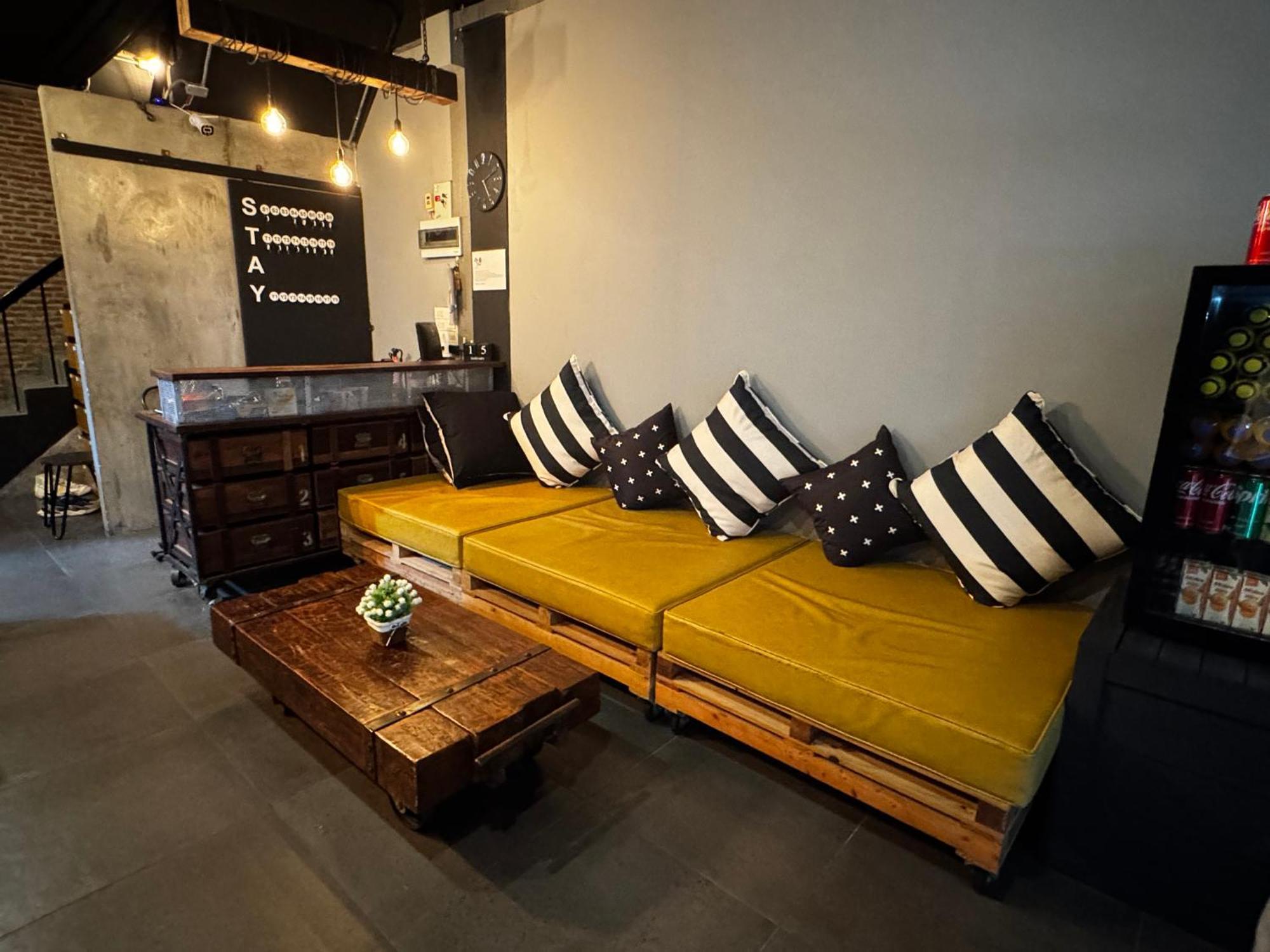 Stay At Pan Hostel Bangkok Exterior photo